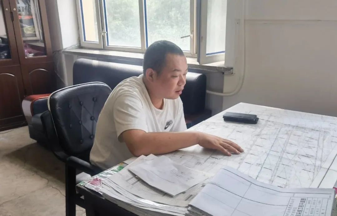 綦东 公司优秀共产党员标兵、东山矿综掘区区长